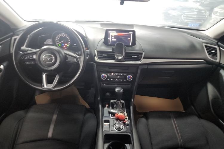 Used Mazda 3 Axela 2017 Sedan 1.5L Automatic Luxury Model Emission Standard China V Center Console