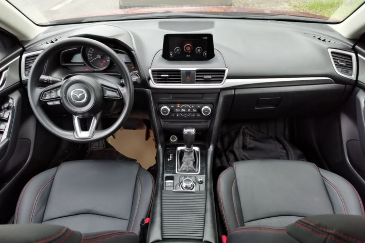 Used Mazda 3 Axela 2017 Sedan 1.5L Automatic Luxury Model Emission Standard China V Center Console