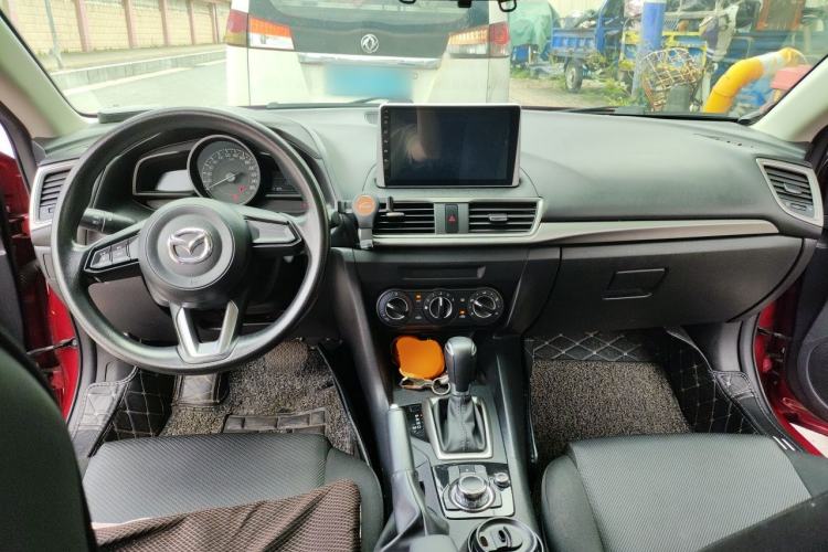 Used Mazda 3 Axela 2017 Hatchback 1.5L Automatic Comfort Model Emission Standard China V Center Console