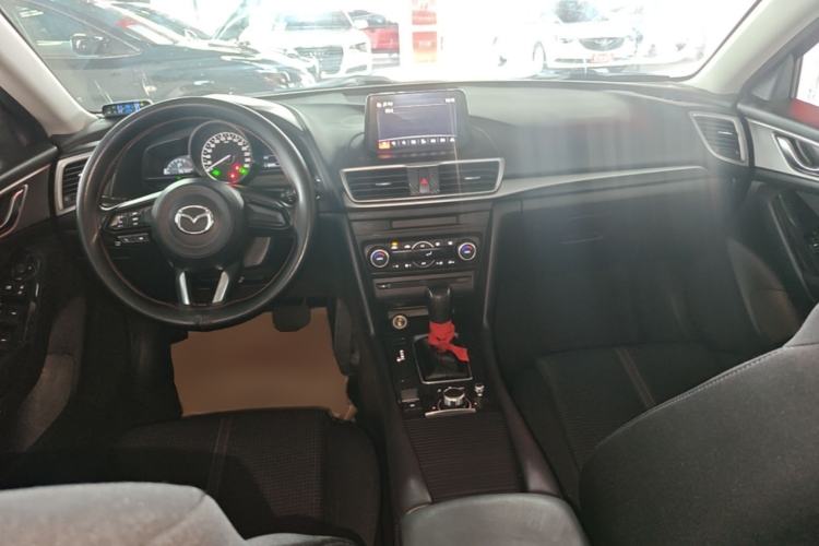 Used Mazda 3 Axela 2017 Sedan 1.5L Automatic Luxury Model Emission Standard China V Center Console