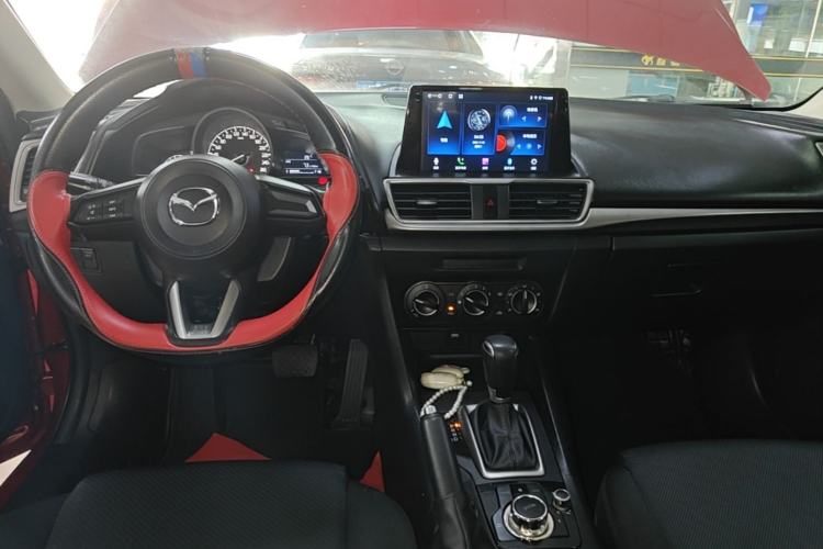 Used Mazda 3 Axela 2017 Sedan 1.5L Automatic Comfort Model Emission Standard China V Center Console