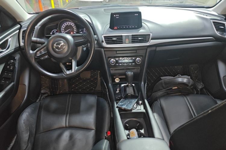 Used Mazda 3 Axela 2017 Sedan 1.5L Automatic Luxury Model Emission Standard China V Center Console