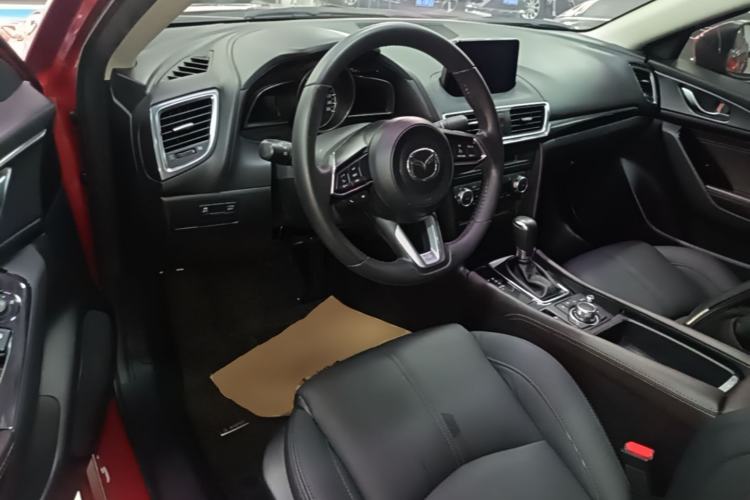 Used Mazda 3 Axela 2017 Sedan 2.0L Automatic Prestige Model China V Standard Center Console