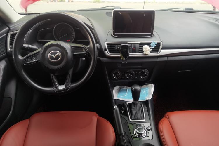 Used Mazda 3 Axela 2017 Sedan 1.5L Automatic Comfort Model Emission Standard China V Center Console