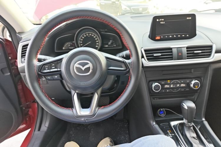 Used Mazda 3 Axela 2017 Sedan 1.5L Automatic Luxury Model Emission Standard China V Center Console
