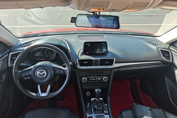 Used Mazda 3 Axela 2017 Sedan 1.5L Automatic Luxury Model Emission Standard China V Center Console