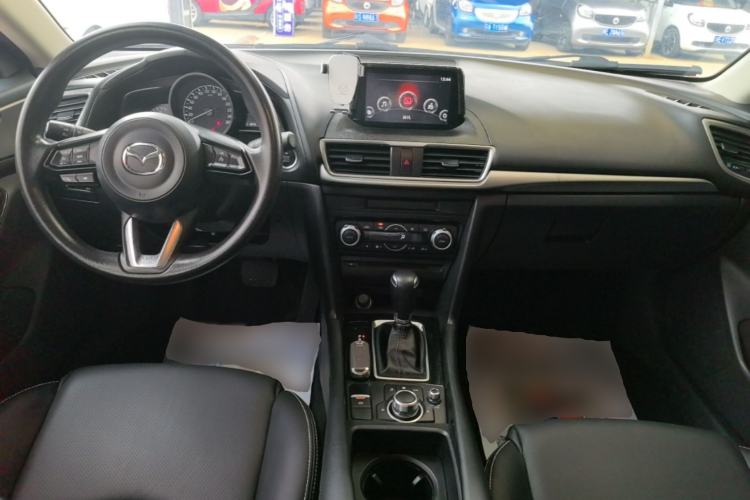 Used Mazda 3 Axela 2017 Sedan 1.5L Automatic Luxury Model Emission Standard China V Center Console