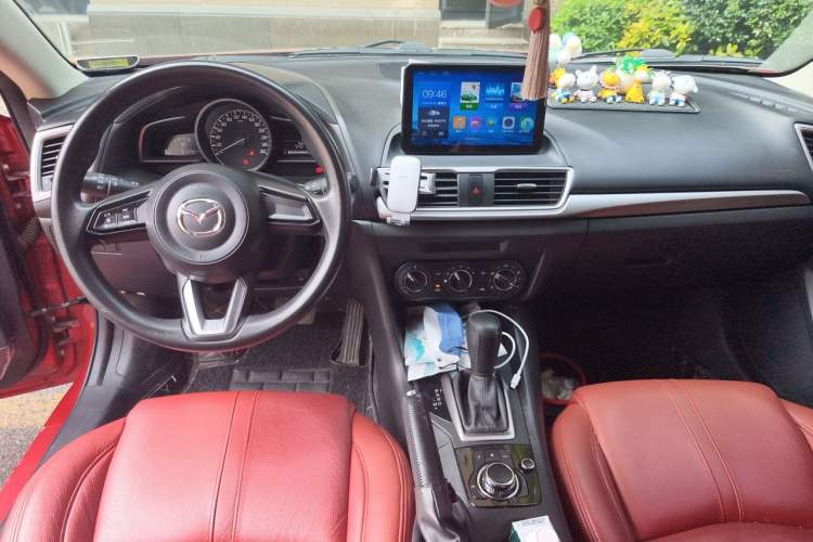 Used Mazda 3 Axela 2017 Sedan 1.5L Automatic Comfort Model Emission Standard China V Center Console