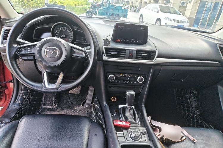 Used Mazda 3 Axela 2017 Sedan 1.5L Automatic Luxury Model Emission Standard China V Center Console