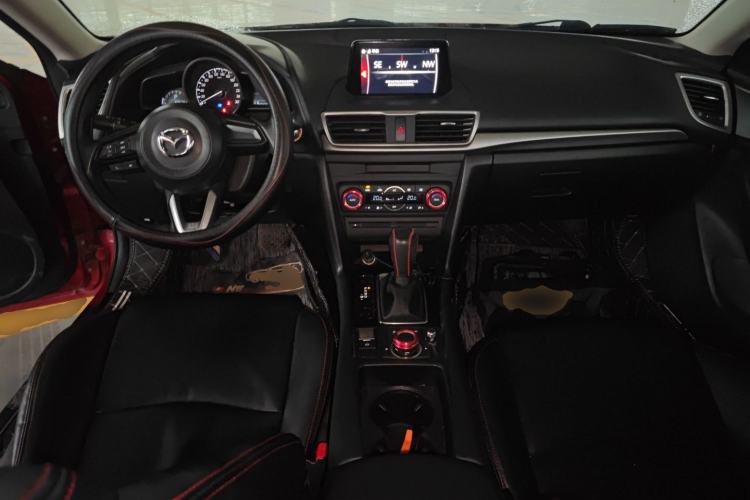 Used Mazda 3 Axela 2017 Sedan 1.5L Automatic Luxury Model Emission Standard China V Center Console