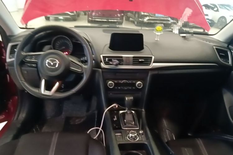 Used Mazda 3 Axela 2017 Hatchback 2.0L Automatic Luxury Model Emission Standard China V Center Console