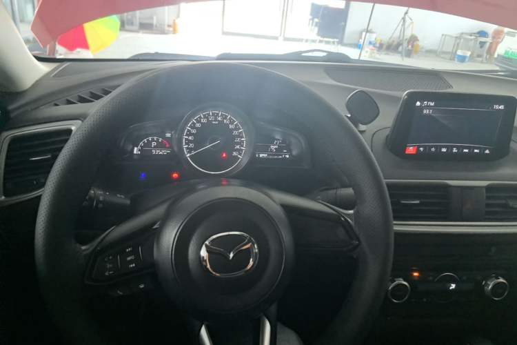Used Mazda 3 Axela 2017 Sedan 1.5L Automatic Luxury Model Emission Standard China V Center Console