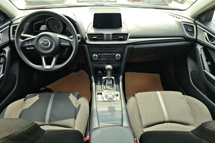 Used Mazda 3 Axela 2017 Sedan 1.5L Automatic Luxury Model Emission Standard China V Center Console