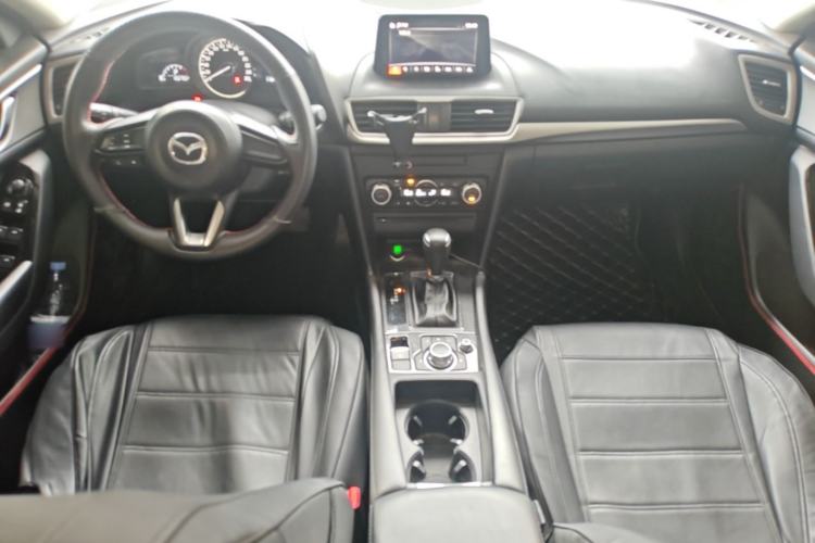 Used Mazda 3 Axela 2017 Sedan 1.5L Automatic Luxury Model Emission Standard China V Center Console