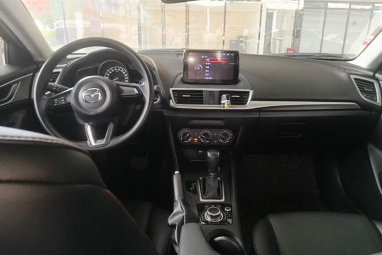 Used Mazda 3 Axela 2017 Sedan 1.5L Automatic Comfort Model Emission Standard China V Center Console