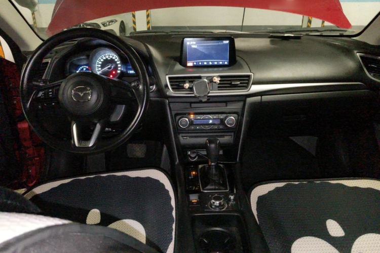 Used Mazda 3 Axela 2017 Sedan 1.5L Automatic Luxury Model Emission Standard China V Center Console