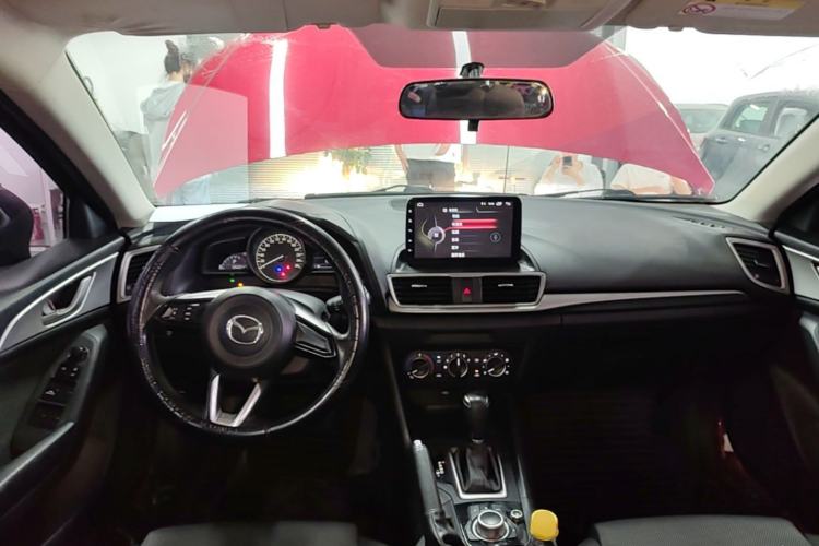 Used Mazda 3 Axela 2017 Sedan 1.5L Automatic Comfort Model Emission Standard China V Center Console