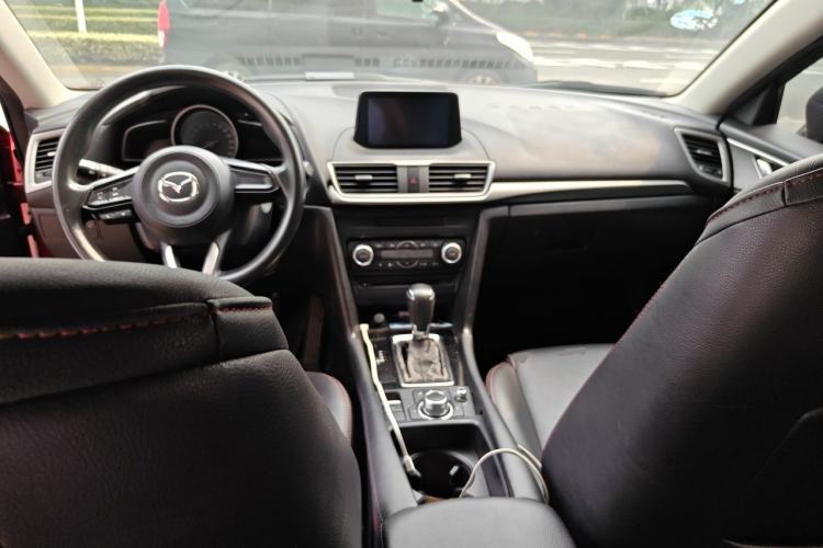 Used Mazda 3 Axela 2017 Sedan 1.5L Automatic Luxury Model Emission Standard China V Center Console