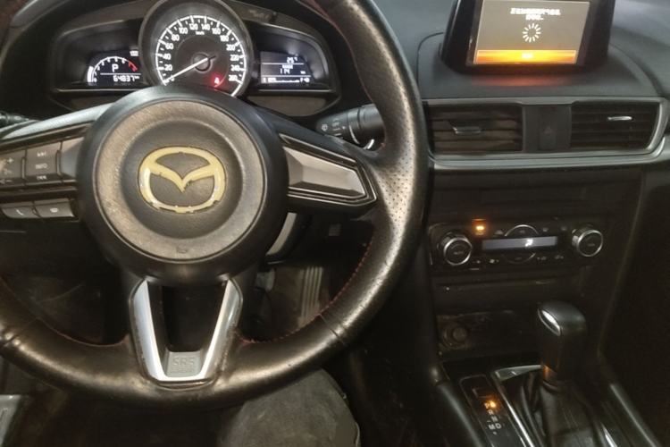 Used Mazda 3 Axela 2017 Sedan 1.5L Automatic Luxury Model Emission Standard China V Center Console