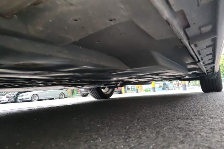 Used Mazda 3 Axela 2017 Sedan 2.0L Automatic Flagship Model China V Standard Chassis Front Left