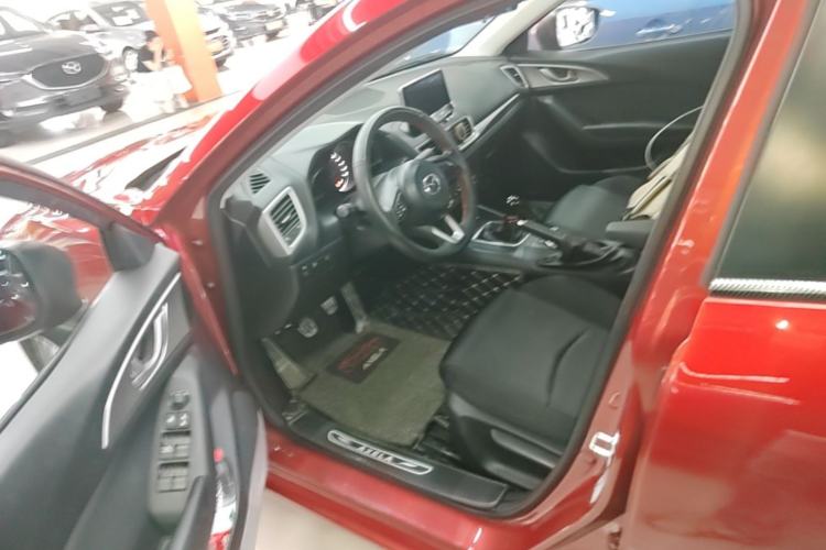 Used Mazda 3 Axela 2017 Sedan 1.5L Automatic Comfort Model Emission Standard China V Driver Seat