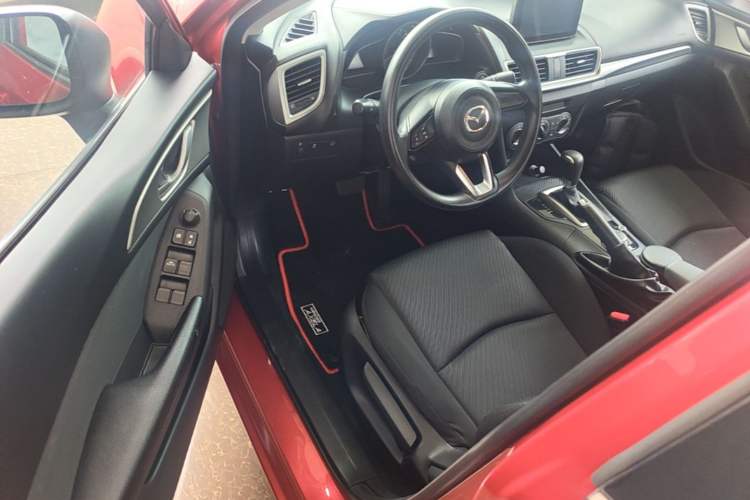 Used Mazda 3 Axela 2017 Sedan 1.5L Automatic Comfort Model Emission Standard China V Driver Seat