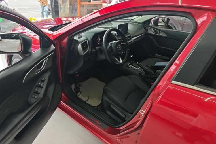 Used Mazda 3 Axela 2017 Sedan 1.5L Automatic Comfort Model Emission Standard China V Driver Seat