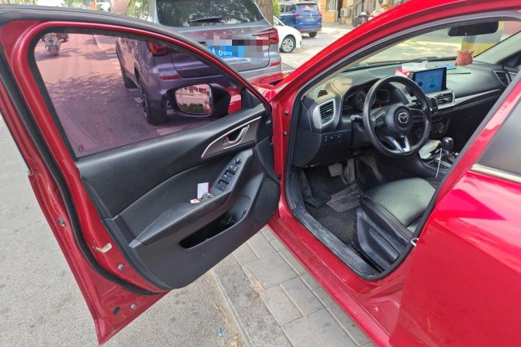 Used Mazda 3 Axela 2017 Sedan 1.5L Automatic Comfort Model Emission Standard China V Driver Seat