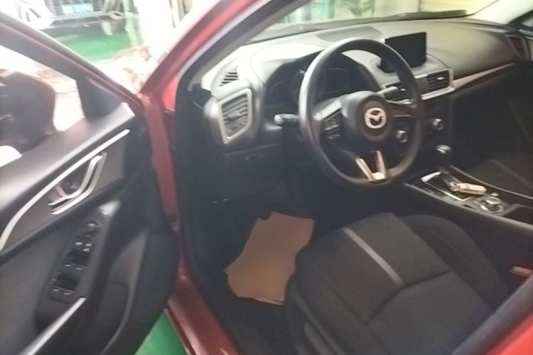 Used Mazda 3 Axela 2017 Sedan 1.5L Automatic Luxury Model Emission Standard China V Driver Seat