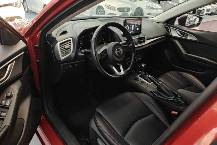 Used Mazda 3 Axela 2017 Sedan 1.5L Automatic Comfort Model Emission Standard China V Driver Seat