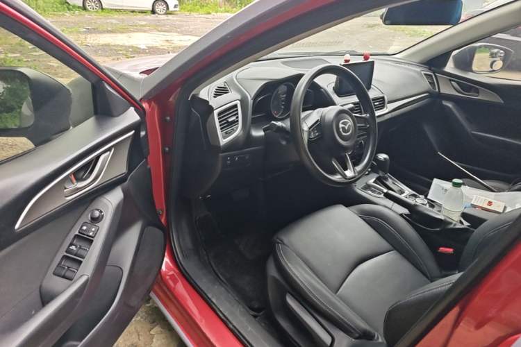 Used Mazda 3 Axela 2017 Sedan 1.5L Automatic Comfort Model Emission Standard China V Driver Seat