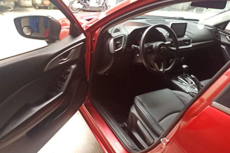 Used Mazda 3 Axela 2017 Sedan 1.5L Automatic Comfort Model Emission Standard China V Driver Seat