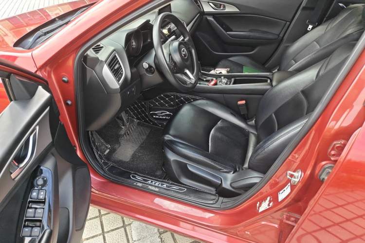 Used Mazda 3 Axela 2017 Sedan 1.5L Automatic Luxury Model Emission Standard China V Driver Seat
