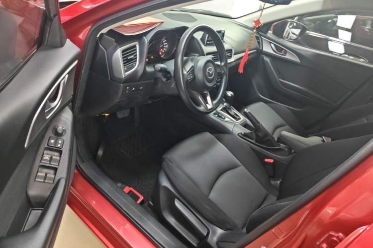 Used Mazda 3 Axela 2017 Hatchback 1.5L Automatic Comfort Model Emission Standard China V Driver Seat