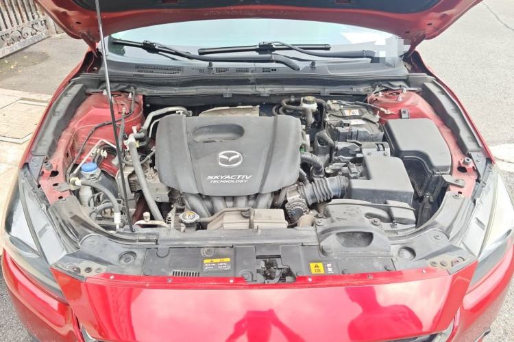 Used Mazda 3 Axela 2017 Sedan 1.5L Automatic Luxury Model Emission Standard China V Engine Bay