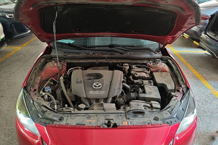 Used Mazda 3 Axela 2017 Sedan 1.5L Automatic Luxury Model Emission Standard China V Engine Bay