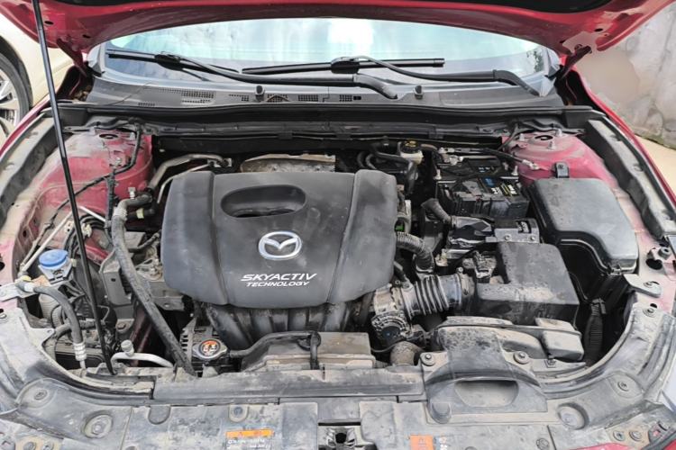 Used Mazda 3 Axela 2017 Sedan 1.5L Automatic Luxury Model Emission Standard China V Engine Bay