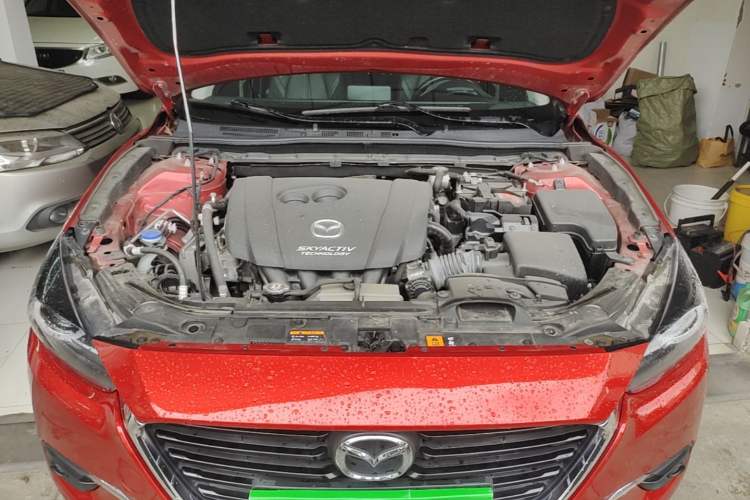 Used Mazda 3 Axela 2017 Hatchback 2.0L Automatic Sport Model China V Emission Standard Engine Bay