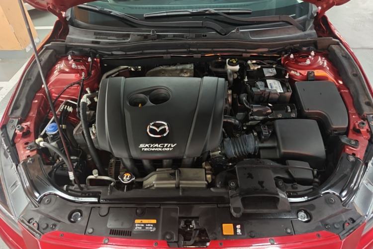Used Mazda 3 Axela 2017 Hatchback 2.0L Automatic Luxury Model Emission Standard China V Engine Bay