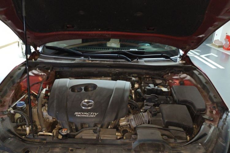 Used Mazda 3 Axela 2017 Hatchback 2.0L Automatic Sport Model China V Emission Standard Engine Bay
