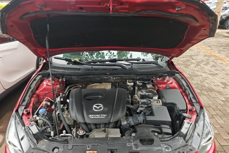 Used Mazda 3 Axela 2017 Sedan 1.5L Automatic Luxury Model Emission Standard China V Engine Bay