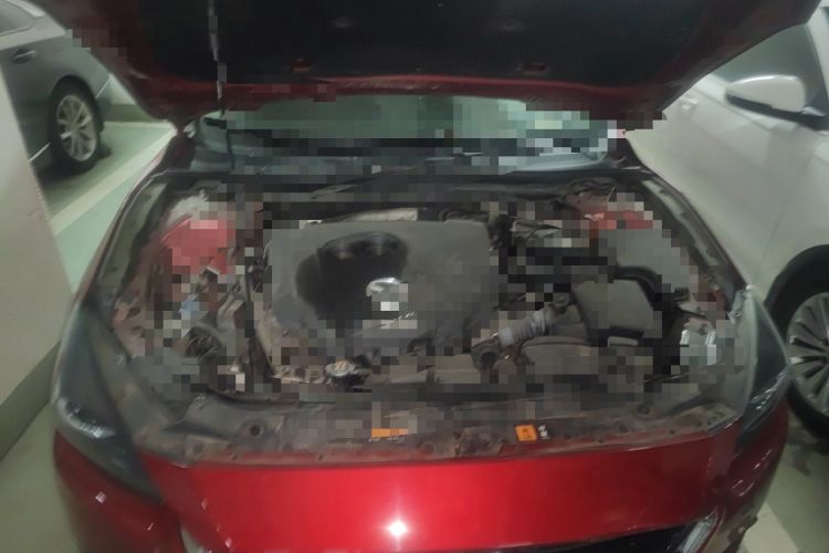 Used Mazda 3 Axela 2017 Hatchback 2.0L Automatic Luxury Model Emission Standard China V Engine Bay