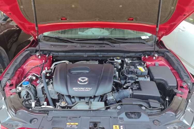Used Mazda 3 Axela 2017 Hatchback 1.5L Automatic Luxury Model Emission Standard China V Engine Bay