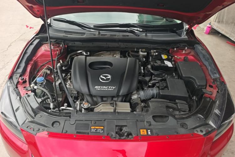 Used Mazda 3 Axela 2017 Hatchback 1.5L Automatic Luxury Model Emission Standard China V Engine Bay