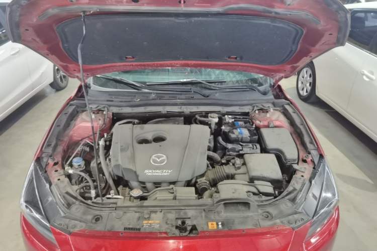 Used Mazda 3 Axela 2017 Hatchback 2.0L Automatic Sport Model China V Emission Standard Engine Bay