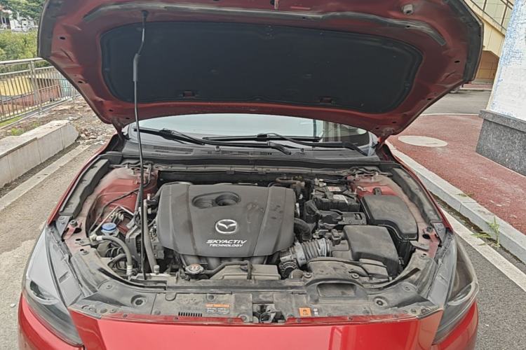 Used Mazda 3 Axela 2017 Hatchback 2.0L Automatic Sport Model China V Emission Standard Engine Bay