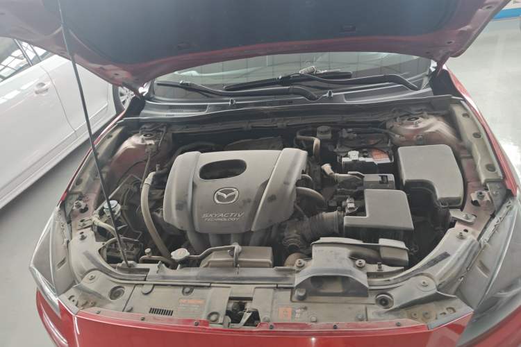 Used Mazda 3 Axela 2017 Sedan 1.5L Automatic Luxury Model Emission Standard China V Engine Bay