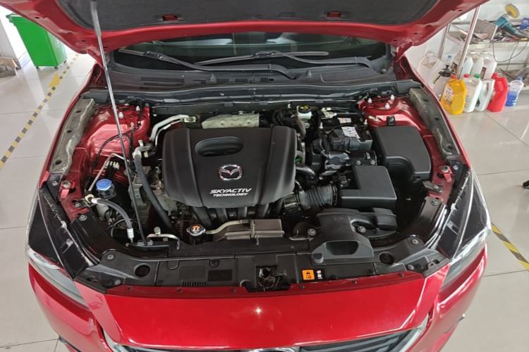 Used Mazda 3 Axela 2017 Sedan 1.5L Automatic Luxury Model Emission Standard China V Engine Bay