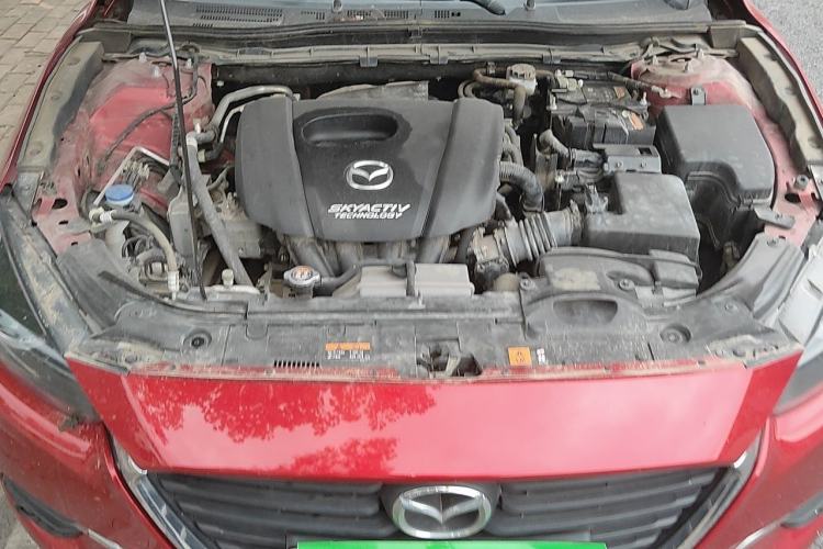 Used Mazda 3 Axela 2017 Sedan 1.5L Automatic Luxury Model China VI Standard Engine Bay