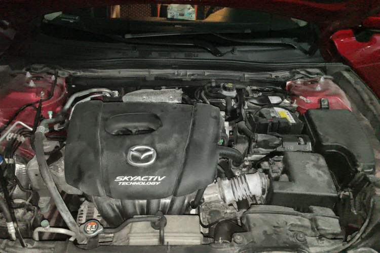 Used Mazda 3 Axela 2017 Sedan 1.5L Automatic Luxury Model Emission Standard China V Engine Bay